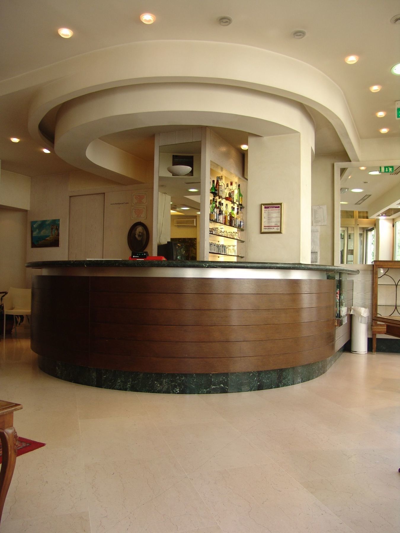 Hotel Pace 산 조반니 로톤도 내부 사진